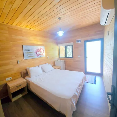 Baraka House Gasthuis 2*